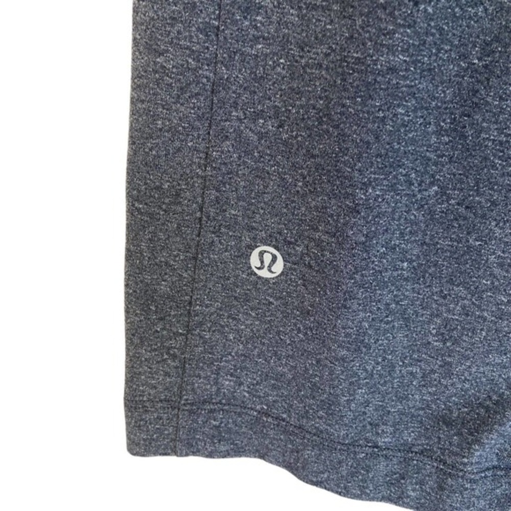 Lululemon Men’s Gray Drawstring Unlined Shorts‎ Size Medium - Picture 7 of 7